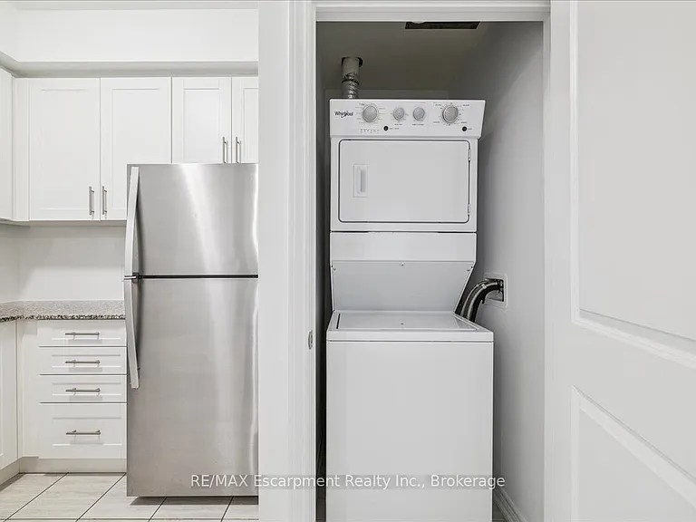 2393 Bronte Rd #205 — Photo 17