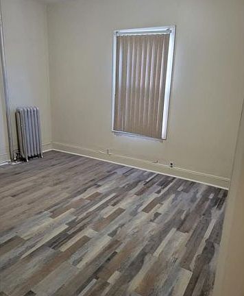 3rd image of 1431 Longfellow Ave