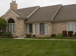 43162 Napa Dr, Sterling Heights, MI 48314