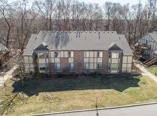 44900 Bayview Dr APT 21, Novi, MI 48377