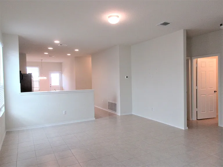 124 Green Egret Way — Photo 4