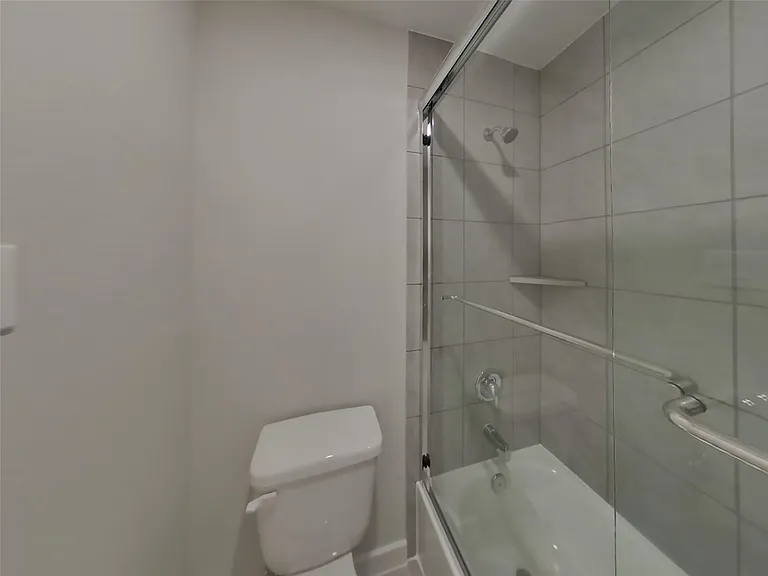 22733 Terrazzo Dr — Photo 13