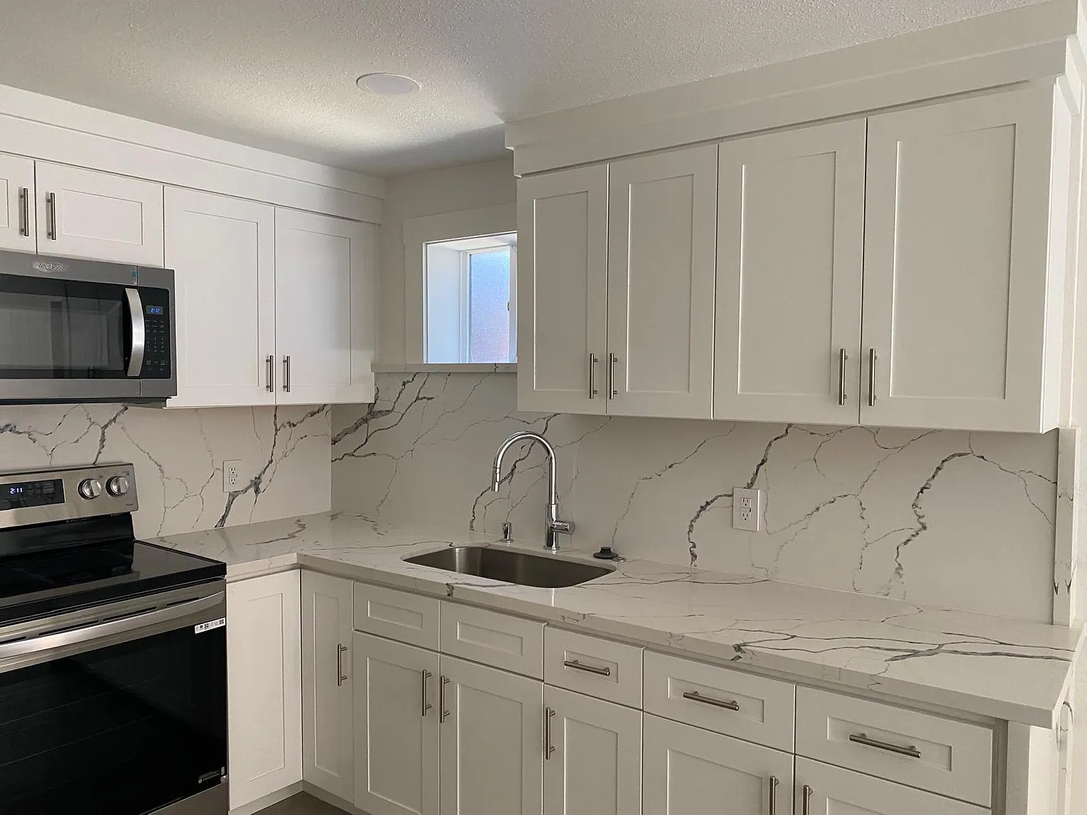 1 bed, $2,000 — Photo 4