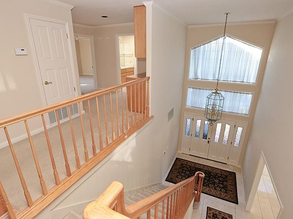 3rd image of 18 Botany Ct