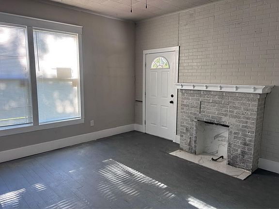4th image of 1925 11th St