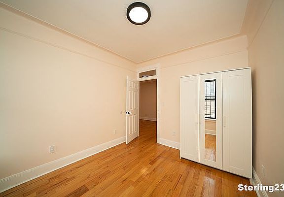 4th image of 32-18 34th St #1D