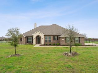 107 High Meadows Ct, Decatur, TX 76234