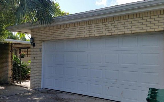 4th image of 1217 Banana River Dr