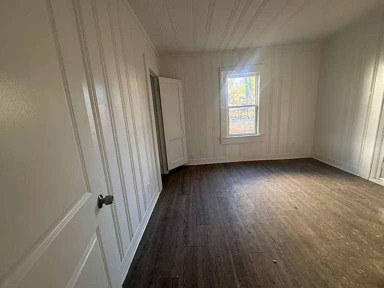 1115 Myrtle St SW — Photo 10