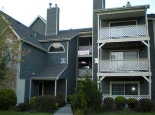 88 Crosspointe Dr, East Brunswick, NJ 08816