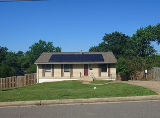 6512 Carriage Dr, Alexandria, VA 22310