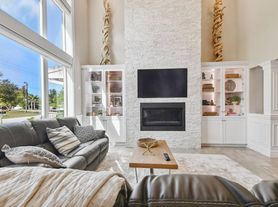 2151 Lusitania Dr, Sarasota, FL