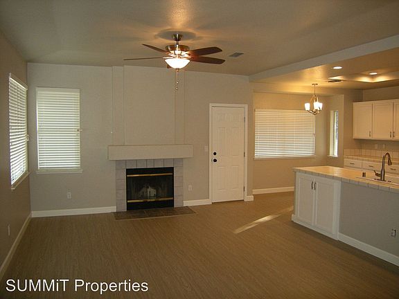 4th image of 272 Sun Gate Ct