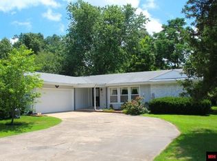 1104 Delwood Ln, Mountain Home, AR 72653