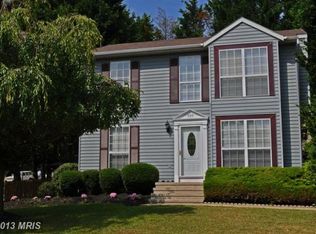 900 Boxwood Dr, Hampstead, MD 21074