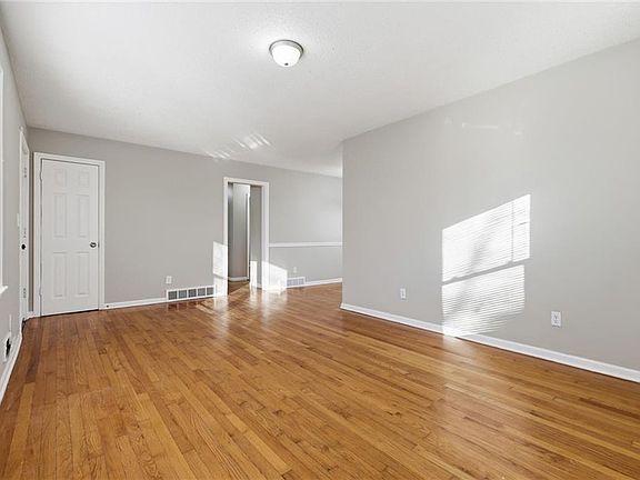 5th image of 7867 James A Reed Rd