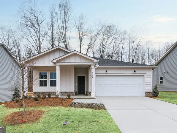 3008 Orwell Dr, Gainesville, GA 30507