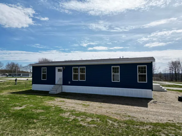 7 Sunset Terrace, Windsor, ME 04350