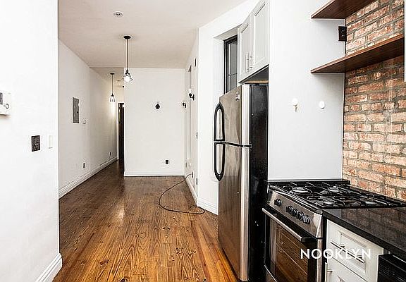 2nd image of 73 Jefferson St APT 1L