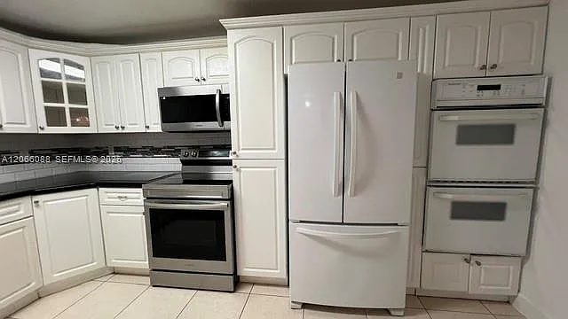 4722 NW 192nd Ter — Photo 5