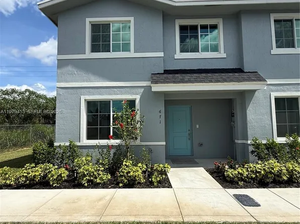 671 NW 10th Ct, Florida City, FL 33034