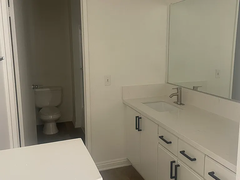 Arroyo Vista Apartments — Photo 7