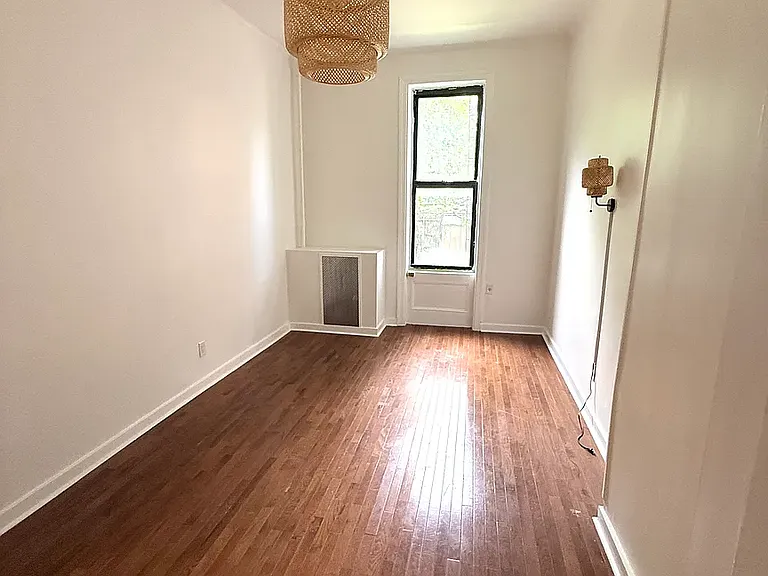 378 Tompkins Ave #1 — Photo 5
