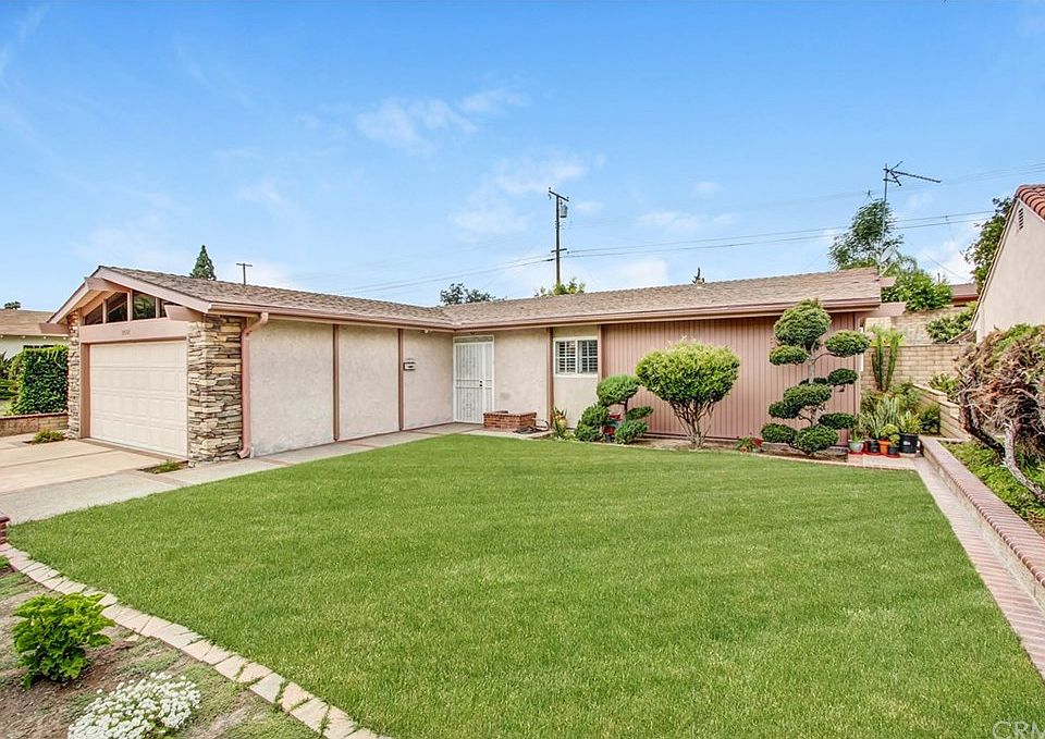 1st image of 3531 S Flemington Dr