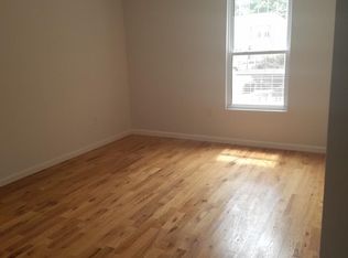 1860 Guerlain St #1, Bronx, NY 10460