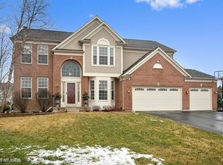 4360 Whitehall Ln, Algonquin, IL 60102