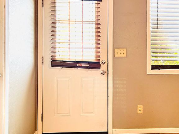 3rd image of 2516 Pintail Cir