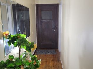 8805 S Muskegon Ave Floor 2, Chicago, IL 60617