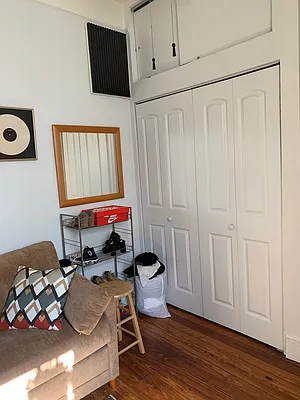 Rented by Nooklyn NYC LLC | media 27