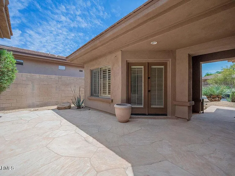 7684 E Balao Dr — Photo 7