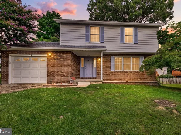 502 Theresa Ave, Essex, MD 21221