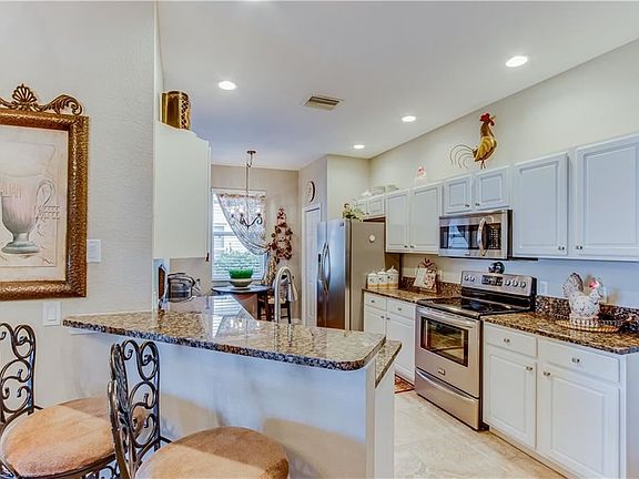 3rd image of 9782 Mendocino Dr