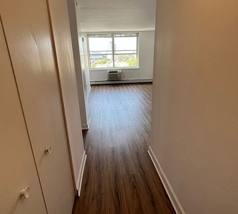 2nd image of 3033 N Sheridan Rd APT 1108