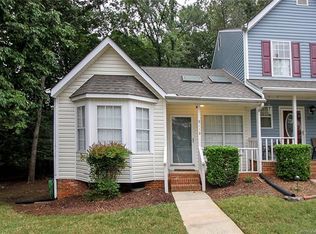 8113 Circle Tree Ln, Charlotte, NC 28277