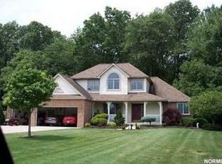 70 Ridgeview Cir, Milan, OH 44846