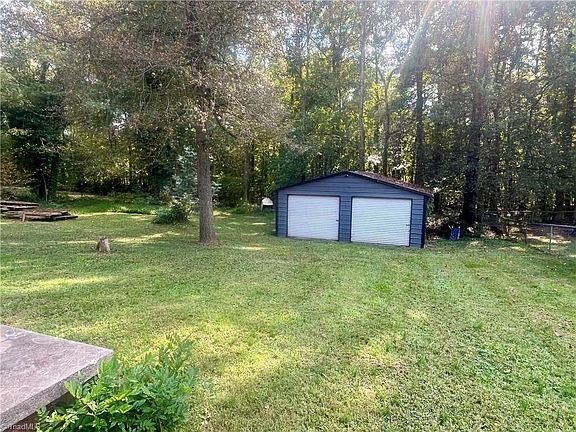 4th image of 7309 Davis Country Rd