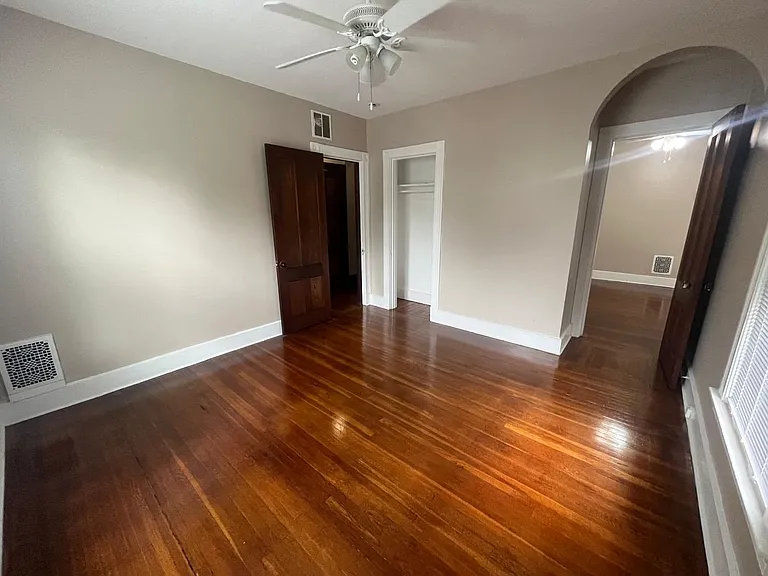 117 Maple St — Photo 17