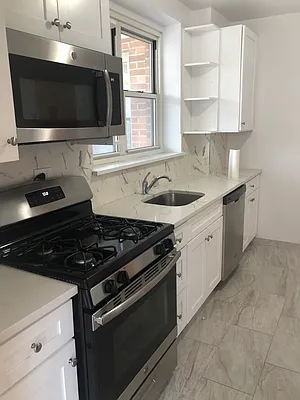 Rented by 10A GROUP LLC | media 14
