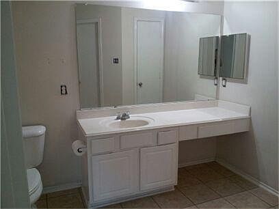 3rd image of 6602 Stonecross Creek Ln