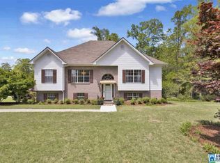 314 Hunter Hills Cir, Chelsea, AL 35043