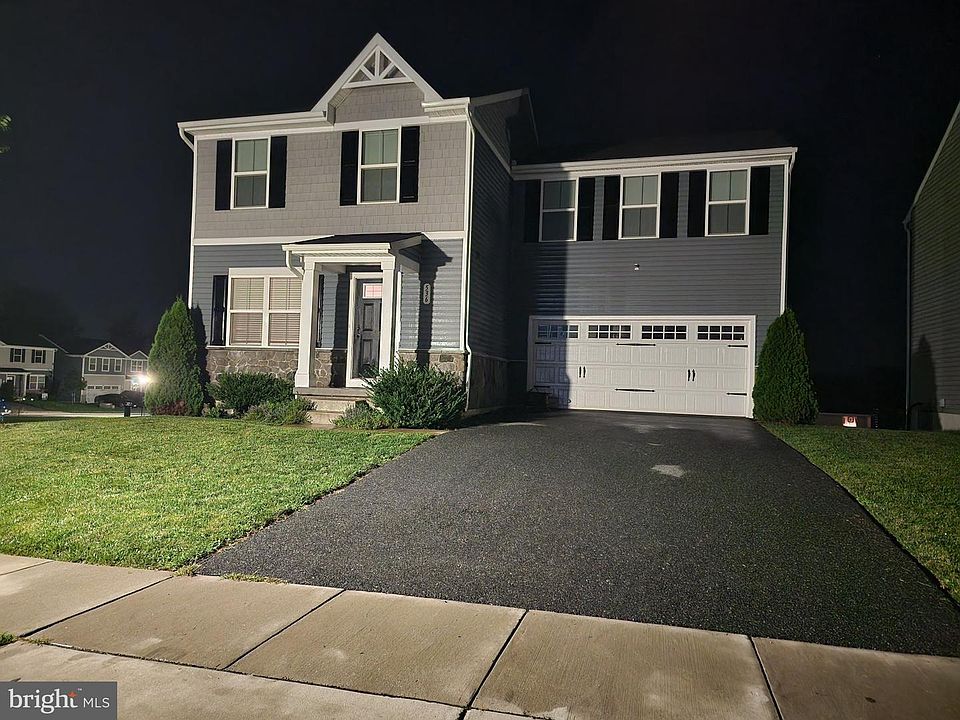 2nd image of 536 Bull Run Rd