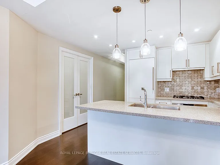 3500 Lakeshore Rd W #219 — Photo 7