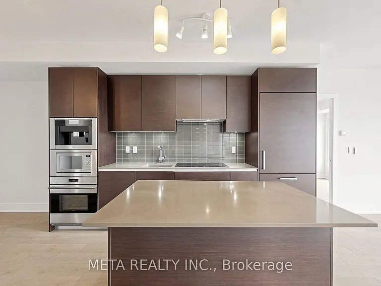 200 Bloor St W #2502 — Photo 4