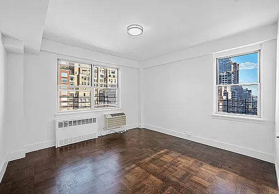 3rd image of 300 E 71st St APT 12R