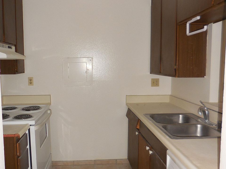 1st image of 309 E Surfside Dr #1