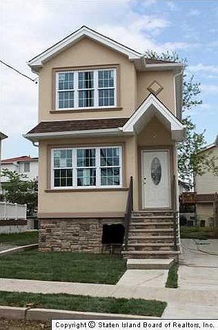 1st image of 147 Burke Ave